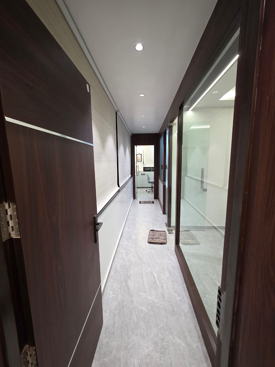 best-lighting-solution-for-commercial-places-and-offices-in-nashik-rising-lights-nashik (15)