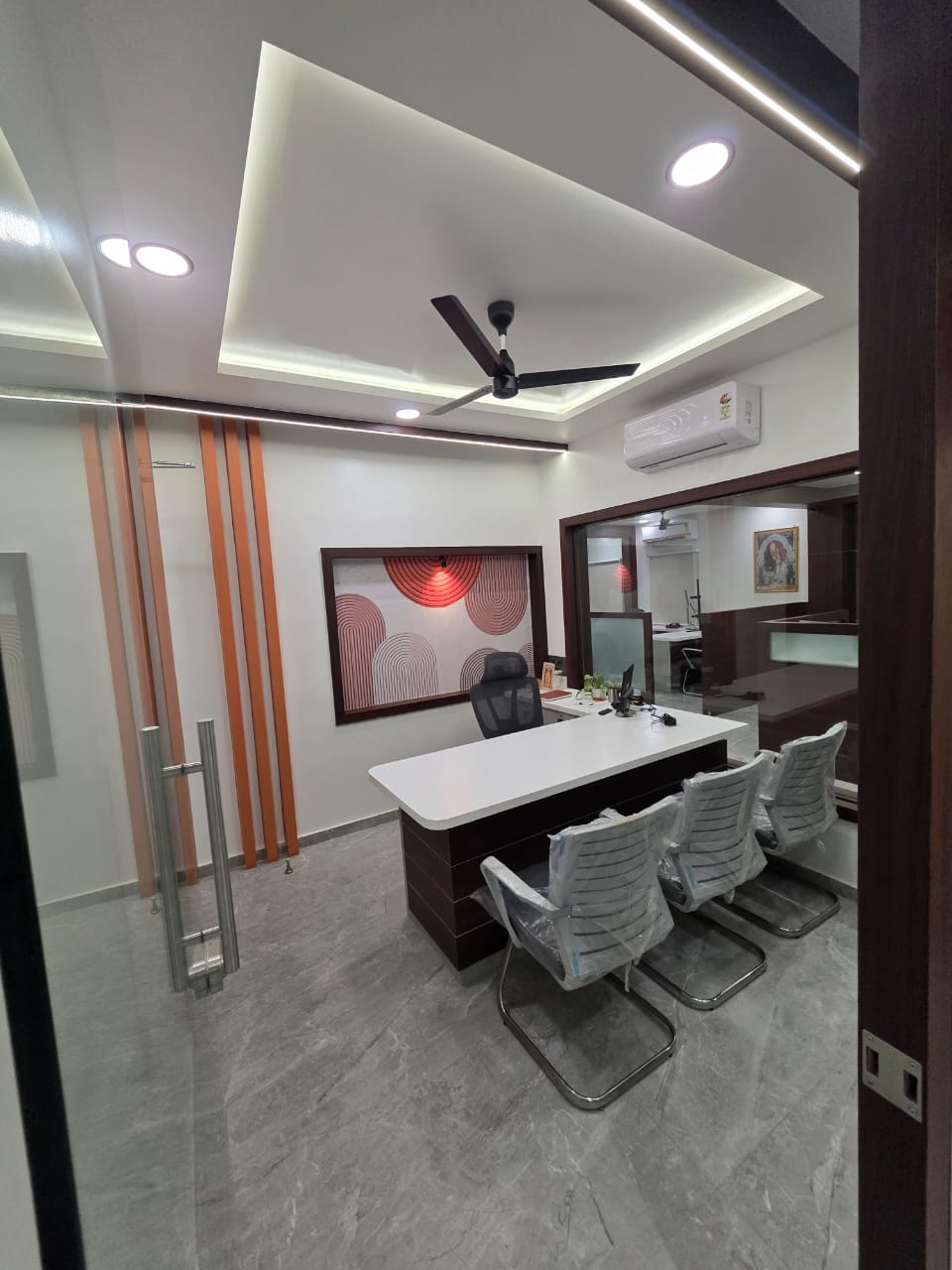 best-lighting-solution-for-commercial-places-and-offices-in-nashik-rising-lights-nashik (5)