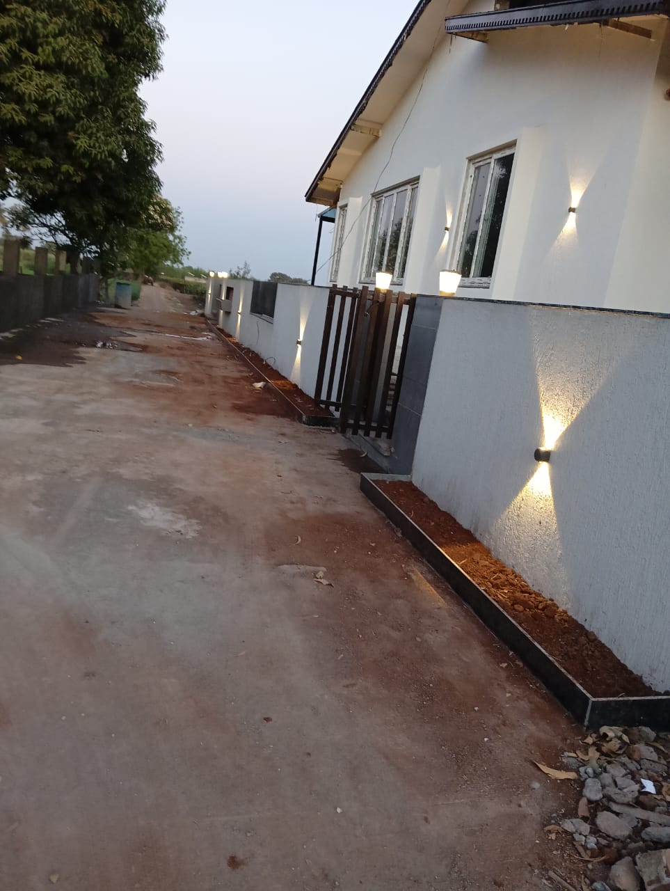 risinglights-nashik-lights-for-farm-house-bungalow-outdoor-lights (1)