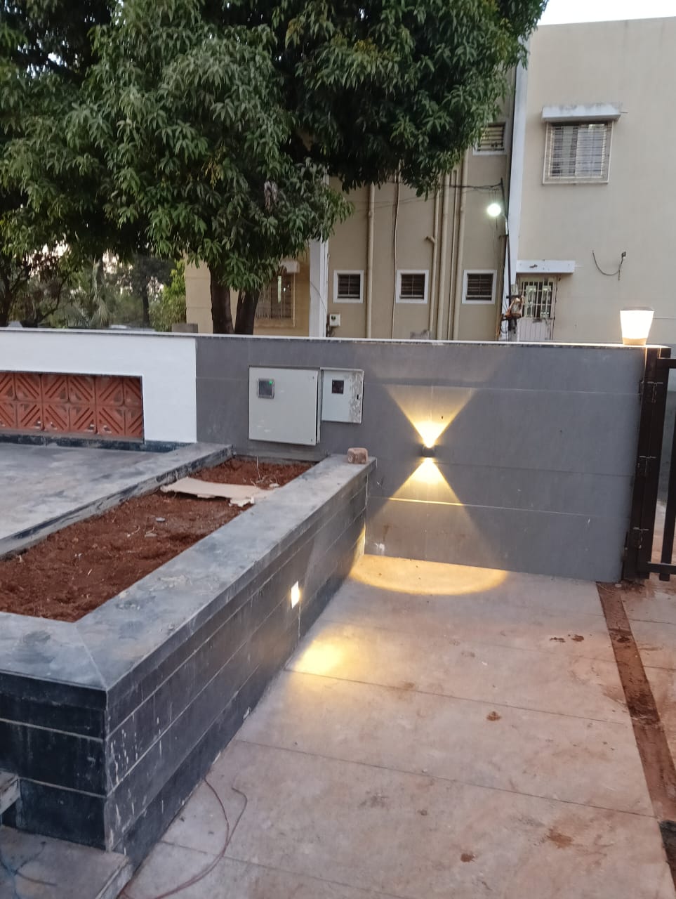 risinglights-nashik-lights-for-farm-house-bungalow-outdoor-lights (10)